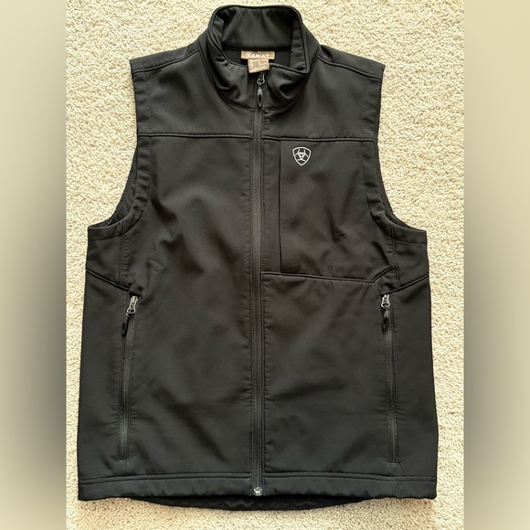 Ariat Other - Black Ariat Vest